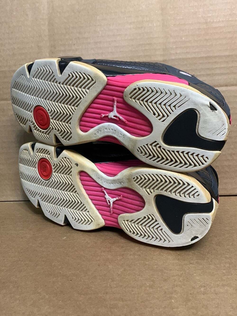 Air Jordan Retro 14 Metalic Gray Hyper Pink, Size 6Y - Picture 7 of 8